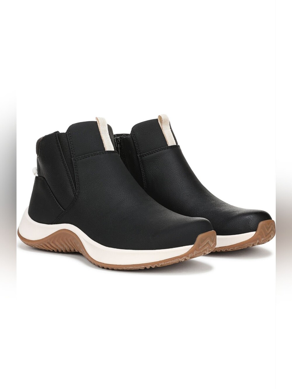 Rykä Embrace Water Repellent Women's Black Sneaker Bootie Size 6 Wide Sporty